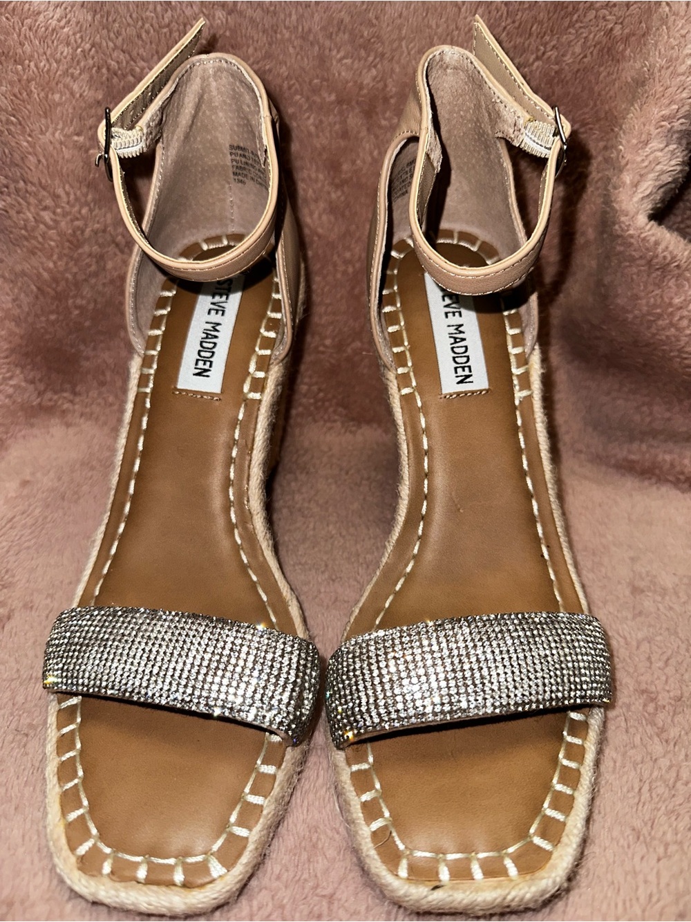 New Steve Madden Submit-r womens Wedge Sandal Size: 6.5